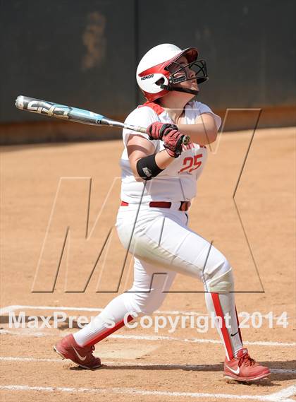 Thumbnail 1 in Royal vs Mater Dei (Woodbridge Tournament) photogallery.