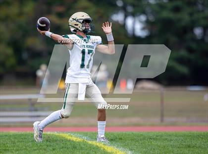 Thumbnail 3 in JV: Donovan Catholic @ Brick Memorial photogallery.