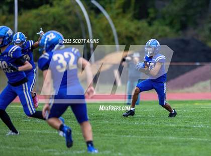 Thumbnail 3 in JV: Donovan Catholic @ Brick Memorial photogallery.