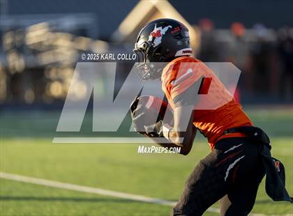 Thumbnail 3 in University @ Martinsburg (WVSSAC 4A Semifinal) photogallery.