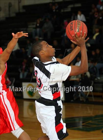 Thumbnail 3 in Calhoun County v Sound Doctrine Christian Academy (Lake Marion Invitational 2010) photogallery.