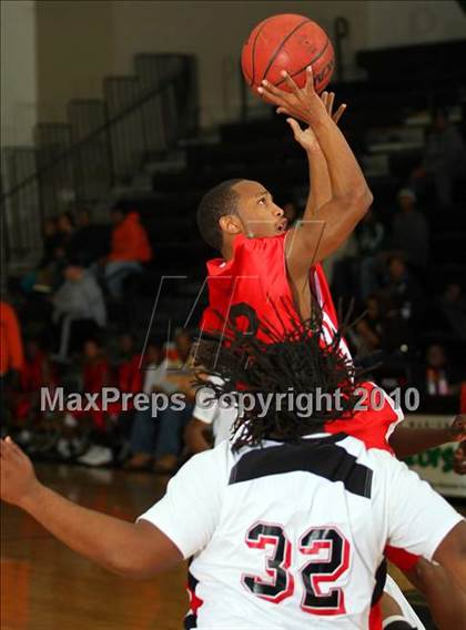 Thumbnail 1 in Calhoun County v Sound Doctrine Christian Academy (Lake Marion Invitational 2010) photogallery.