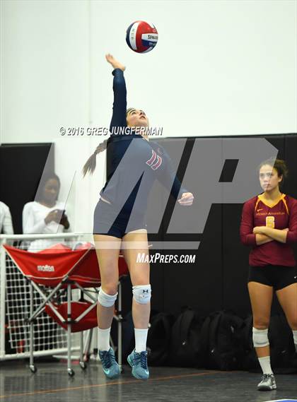 Thumbnail 1 in Notre Dame vs. Campolindo (Tiger Cup Invitational)  photogallery.
