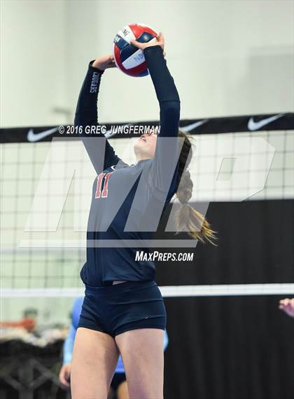 Thumbnail 2 in Notre Dame vs. Campolindo (Tiger Cup Invitational)  photogallery.