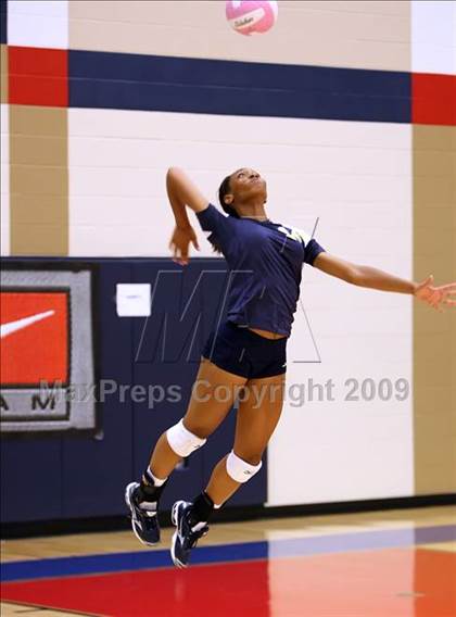 Thumbnail 1 in Tomball @ Stony Point photogallery.