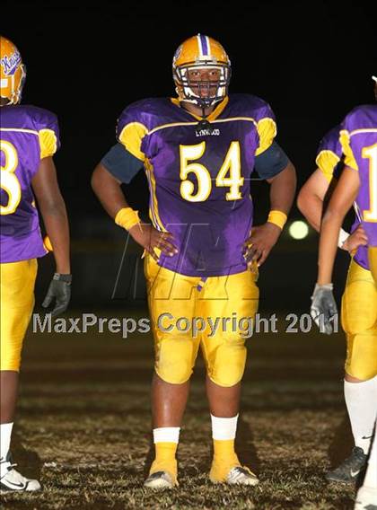 Thumbnail 1 in Lynwood vs. Downey photogallery.