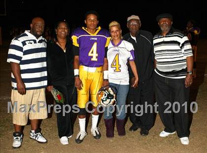 Thumbnail 2 in Lynwood vs. Downey photogallery.