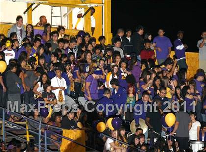 Thumbnail 3 in Lynwood vs. Downey photogallery.