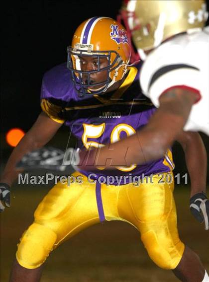 Thumbnail 3 in Lynwood vs. Downey photogallery.