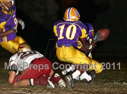 Thumbnail 2 in Lynwood vs. Downey photogallery.
