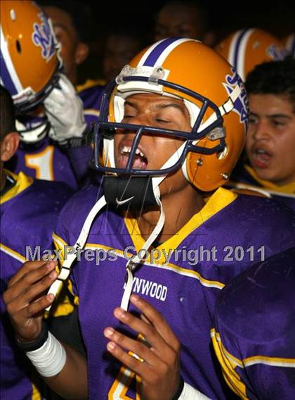 Thumbnail 2 in Lynwood vs. Downey photogallery.