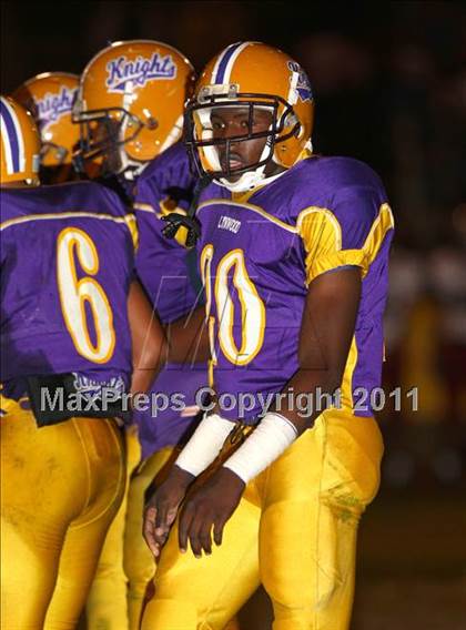 Thumbnail 3 in Lynwood vs. Downey photogallery.