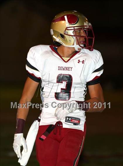 Thumbnail 3 in Lynwood vs. Downey photogallery.