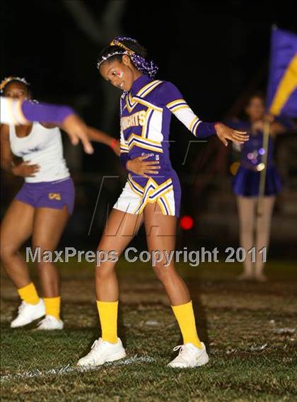Thumbnail 1 in Lynwood vs. Downey photogallery.
