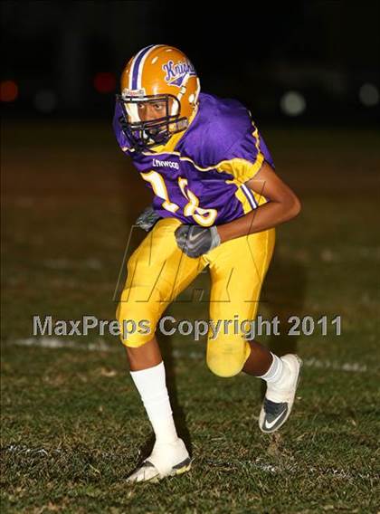 Thumbnail 2 in Lynwood vs. Downey photogallery.