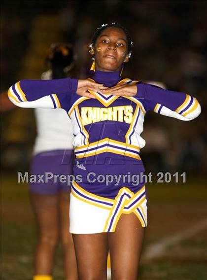 Thumbnail 3 in Lynwood vs. Downey photogallery.