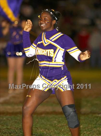 Thumbnail 3 in Lynwood vs. Downey photogallery.
