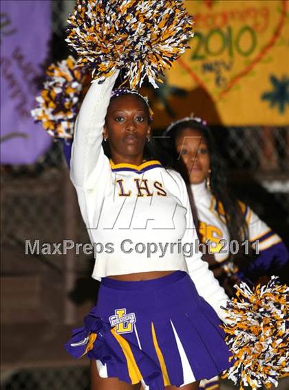 Thumbnail 1 in Lynwood vs. Downey photogallery.
