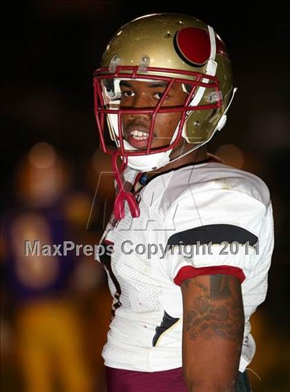Thumbnail 1 in Lynwood vs. Downey photogallery.