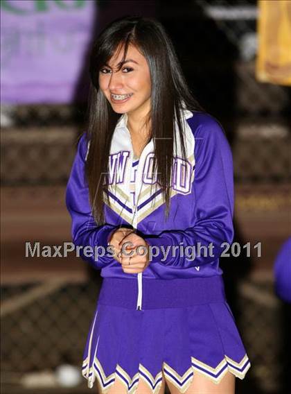 Thumbnail 2 in Lynwood vs. Downey photogallery.