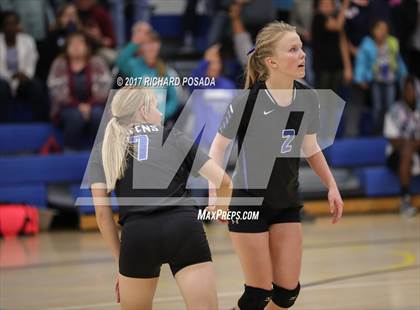 Thumbnail 3 in Selma vs. California City (CIF CS D5 Semifinal) photogallery.