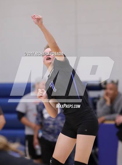 Thumbnail 2 in Selma vs. California City (CIF CS D5 Semifinal) photogallery.