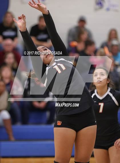 Thumbnail 3 in Selma vs. California City (CIF CS D5 Semifinal) photogallery.