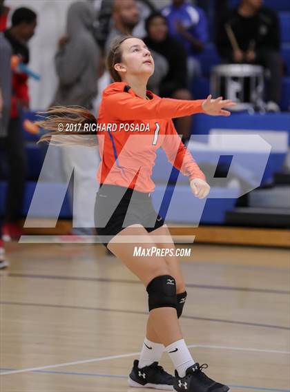 Thumbnail 2 in Selma vs. California City (CIF CS D5 Semifinal) photogallery.
