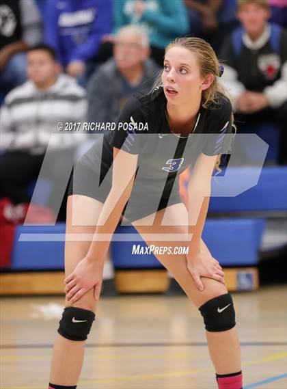 Thumbnail 3 in Selma vs. California City (CIF CS D5 Semifinal) photogallery.