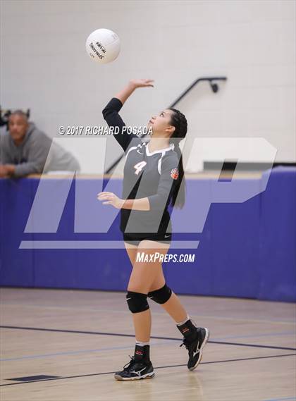 Thumbnail 2 in Selma vs. California City (CIF CS D5 Semifinal) photogallery.