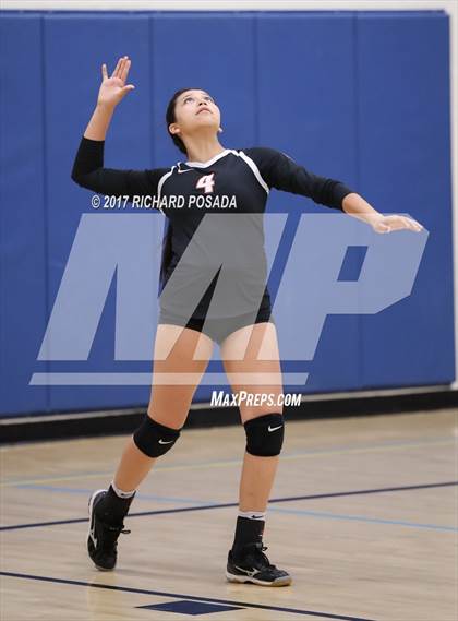Thumbnail 2 in Selma vs. California City (CIF CS D5 Semifinal) photogallery.