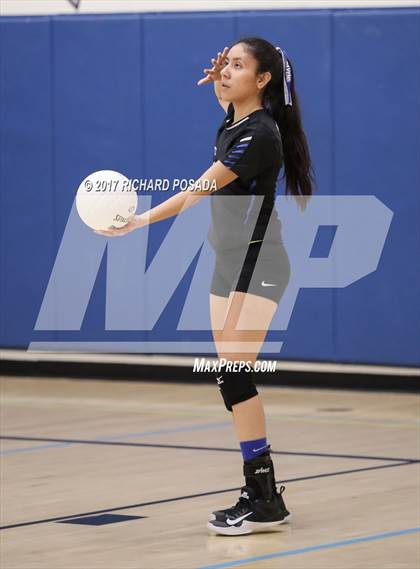 Thumbnail 1 in Selma vs. California City (CIF CS D5 Semifinal) photogallery.