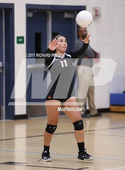 Thumbnail 3 in Selma vs. California City (CIF CS D5 Semifinal) photogallery.