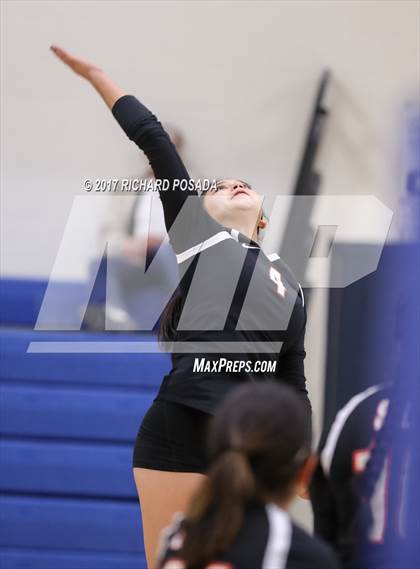 Thumbnail 2 in Selma vs. California City (CIF CS D5 Semifinal) photogallery.