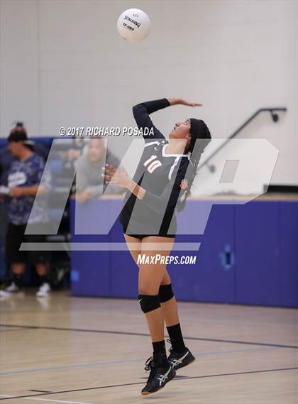 Thumbnail 3 in Selma vs. California City (CIF CS D5 Semifinal) photogallery.
