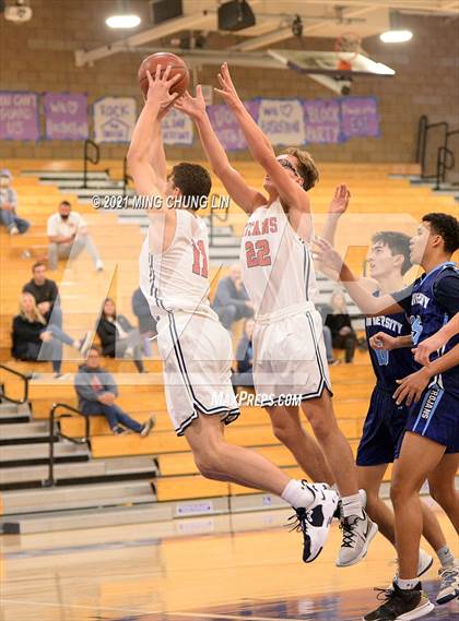 Thumbnail 1 in Tesoro vs. University (Mariko Memorial Classic) photogallery.