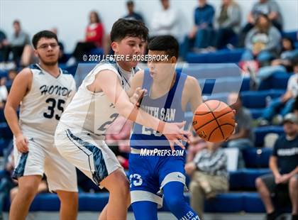 Thumbnail 1 in South San Antonio vs Hondo photogallery.
