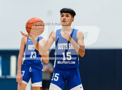 Thumbnail 2 in South San Antonio vs Hondo photogallery.