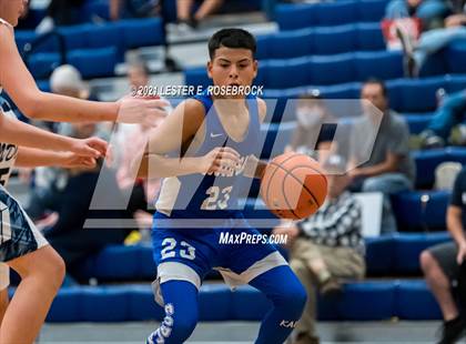 Thumbnail 2 in South San Antonio vs Hondo photogallery.