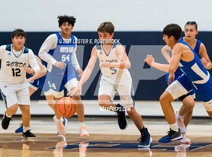 Thumbnail 3 in South San Antonio vs Hondo photogallery.