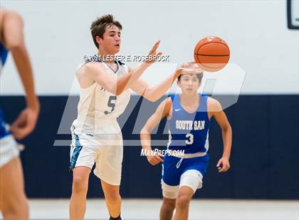 Thumbnail 1 in South San Antonio vs Hondo photogallery.