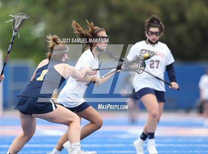 Thumbnail 2 in  Notre Dame (SO) @ Chaminade photogallery.