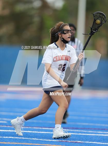 Thumbnail 3 in  Notre Dame (SO) @ Chaminade photogallery.