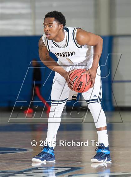 Thumbnail 3 in St. Anthony vs Holy Spirit (Play by Play Classic) photogallery.