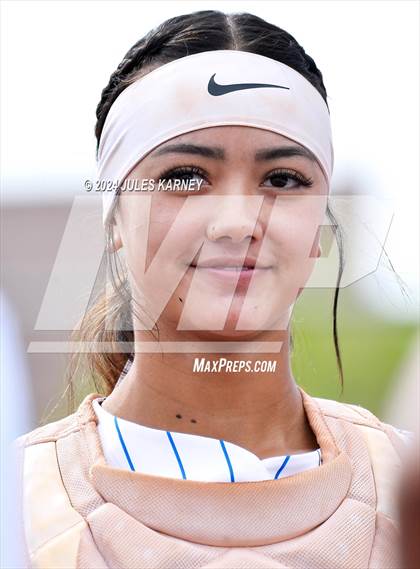 Thumbnail 3 in Basic vs Sierra Vista (NIAA 4A State Final Game 1) photogallery.