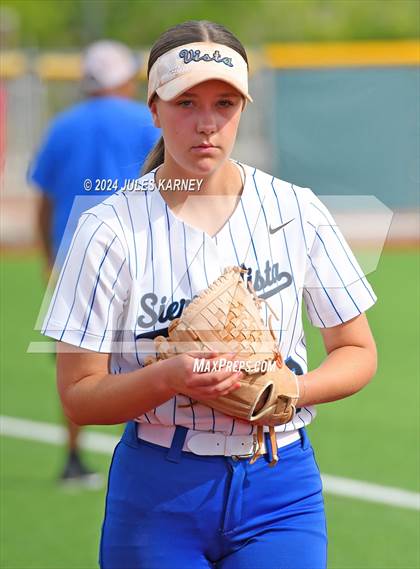 Thumbnail 3 in Basic vs Sierra Vista (NIAA 4A State Final Game 1) photogallery.