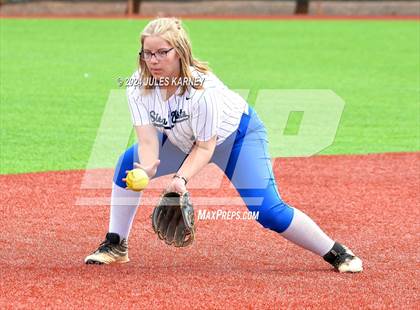 Thumbnail 1 in Basic vs Sierra Vista (NIAA 4A State Final Game 1) photogallery.