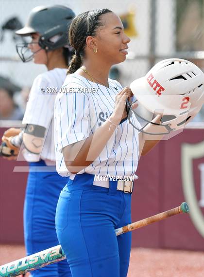Thumbnail 2 in Basic vs Sierra Vista (NIAA 4A State Final Game 1) photogallery.