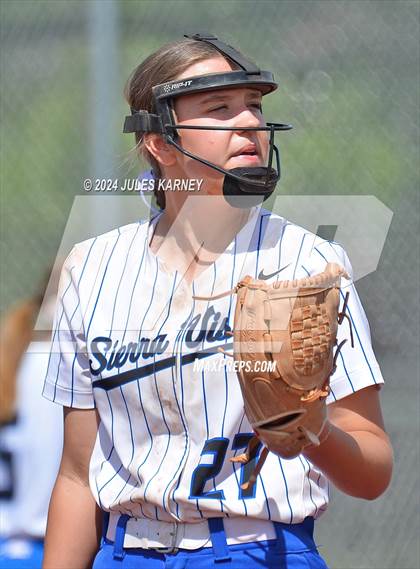 Thumbnail 1 in Basic vs Sierra Vista (NIAA 4A State Final Game 1) photogallery.