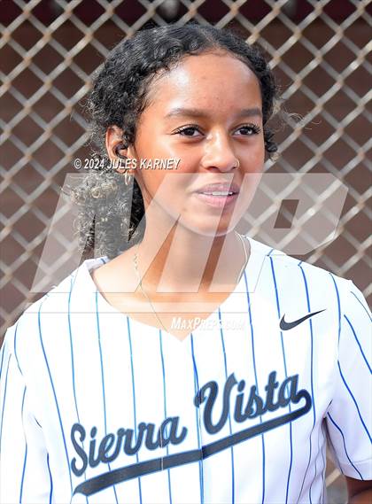 Thumbnail 1 in Basic vs Sierra Vista (NIAA 4A State Final Game 1) photogallery.